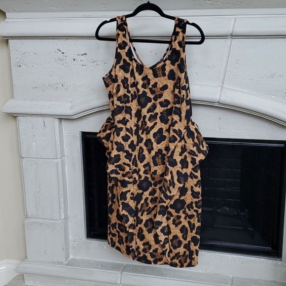 SOLD!!! FOREVER 21 Leopard Peplum Dress - Size 2X - Picture 1 of 6